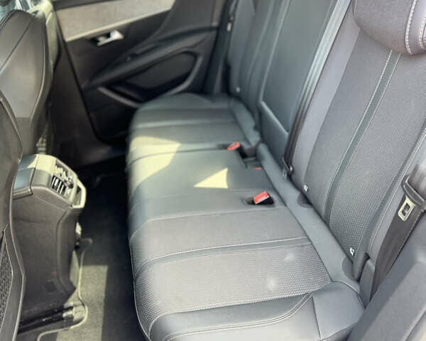 Белый Пежо 3008, объемом двигателя 2 л и пробегом 60 тыс. км за 32000 $, фото 10 на Automoto.ua