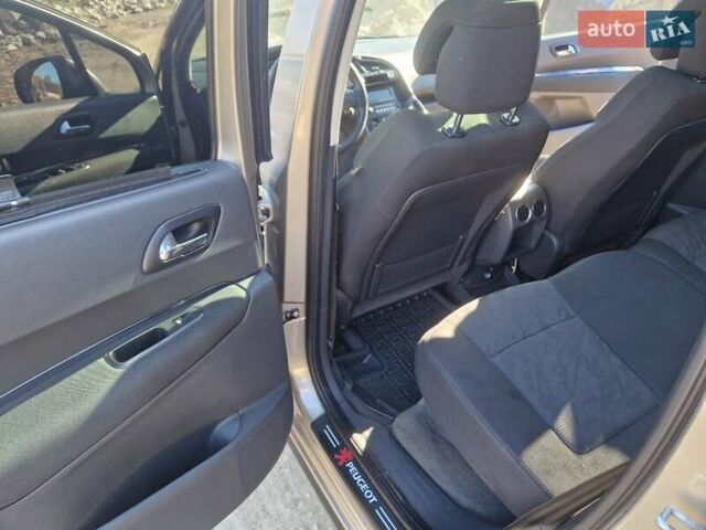 Бежевый Пежо 3008, объемом двигателя 1.6 л и пробегом 271 тыс. км за 7899 $, фото 7 на Automoto.ua