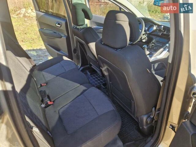 Бежевый Пежо 3008, объемом двигателя 1.6 л и пробегом 271 тыс. км за 7899 $, фото 11 на Automoto.ua