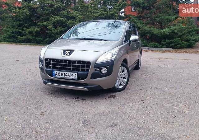 Бежевый Пежо 3008, объемом двигателя 2 л и пробегом 227 тыс. км за 9400 $, фото 4 на Automoto.ua