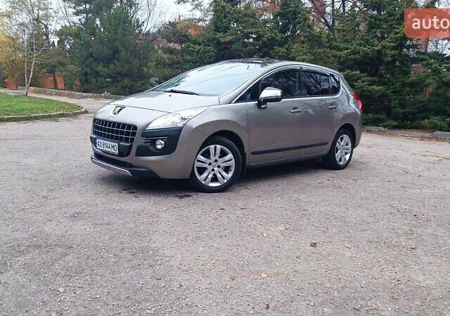 Бежевый Пежо 3008, объемом двигателя 2 л и пробегом 227 тыс. км за 9400 $, фото 6 на Automoto.ua
