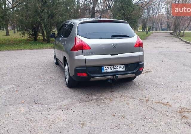 Бежевый Пежо 3008, объемом двигателя 2 л и пробегом 227 тыс. км за 9400 $, фото 12 на Automoto.ua