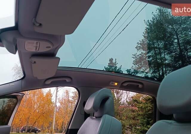 Бежевый Пежо 3008, объемом двигателя 2 л и пробегом 227 тыс. км за 9400 $, фото 27 на Automoto.ua