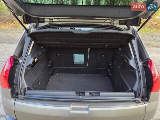 Бежевий Пежо 3008, об'ємом двигуна 2 л та пробігом 227 тис. км за 8900 $, фото 23 на Automoto.ua