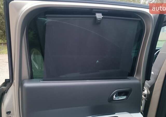 Бежевый Пежо 3008, объемом двигателя 2 л и пробегом 227 тыс. км за 9400 $, фото 29 на Automoto.ua