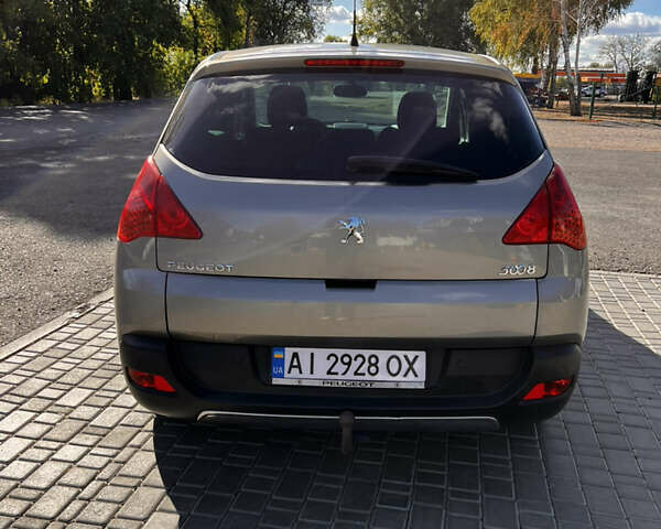 Бежевий Пежо 3008, об'ємом двигуна 1.6 л та пробігом 286 тис. км за 6950 $, фото 3 на Automoto.ua