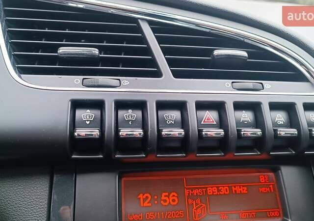 Бежевый Пежо 3008, объемом двигателя 2 л и пробегом 227 тыс. км за 9400 $, фото 23 на Automoto.ua