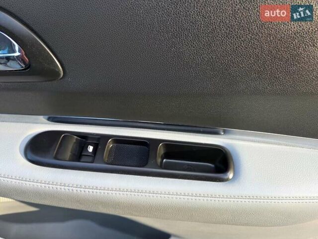 Бежевий Пежо 3008, об'ємом двигуна 2 л та пробігом 227 тис. км за 8900 $, фото 44 на Automoto.ua