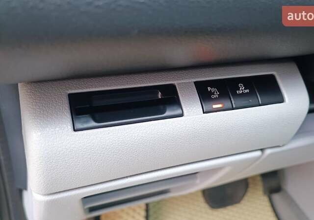 Бежевый Пежо 3008, объемом двигателя 2 л и пробегом 227 тыс. км за 9400 $, фото 25 на Automoto.ua