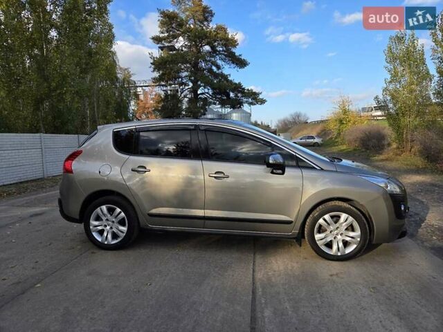 Бежевий Пежо 3008, об'ємом двигуна 2 л та пробігом 227 тис. км за 8900 $, фото 11 на Automoto.ua