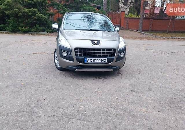 Бежевый Пежо 3008, объемом двигателя 2 л и пробегом 227 тыс. км за 9400 $, фото 3 на Automoto.ua