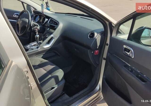 Бежевый Пежо 3008, объемом двигателя 1.56 л и пробегом 87 тыс. км за 9550 $, фото 9 на Automoto.ua