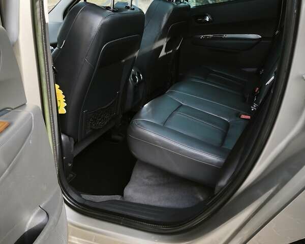 Бежевый Пежо 3008, объемом двигателя 1.6 л и пробегом 216 тыс. км за 8500 $, фото 2 на Automoto.ua