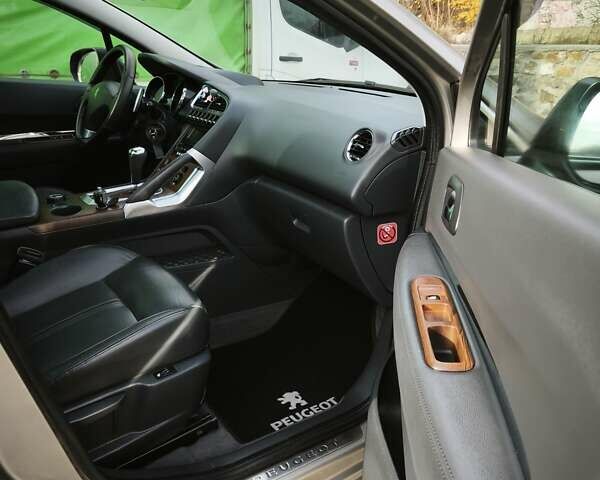 Бежевый Пежо 3008, объемом двигателя 1.6 л и пробегом 216 тыс. км за 8500 $, фото 15 на Automoto.ua