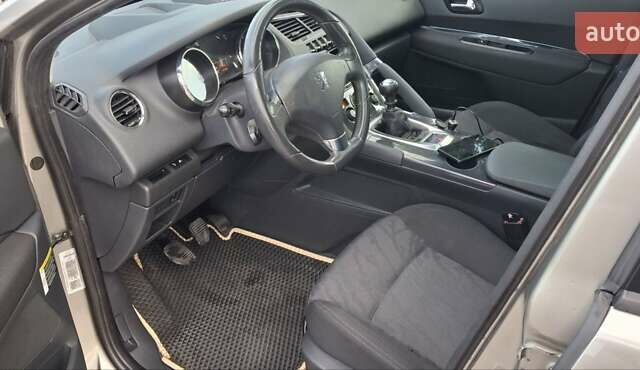 Бежевий Пежо 3008, об'ємом двигуна 1.6 л та пробігом 195 тис. км за 9150 $, фото 15 на Automoto.ua