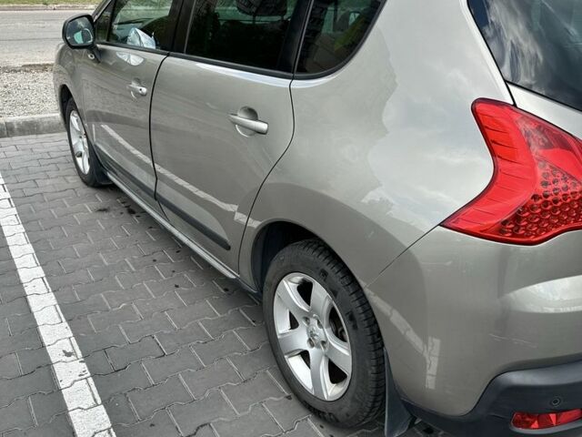 Бежевий Пежо 3008, об'ємом двигуна 1.6 л та пробігом 216 тис. км за 8500 $, фото 3 на Automoto.ua