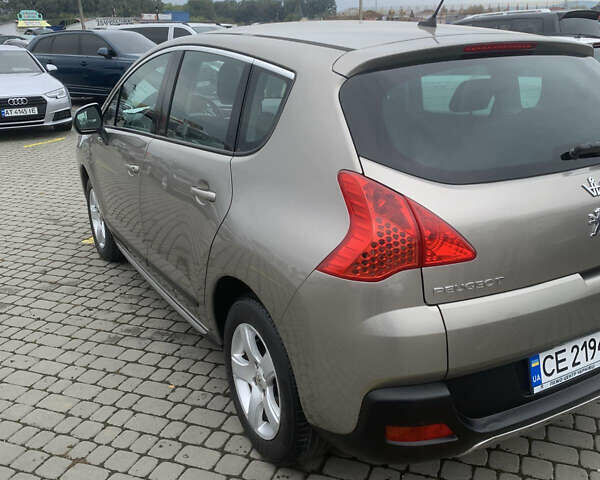 Бежевый Пежо 3008, объемом двигателя 1.56 л и пробегом 233 тыс. км за 9800 $, фото 1 на Automoto.ua