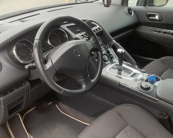 Бежевый Пежо 3008, объемом двигателя 1.56 л и пробегом 233 тыс. км за 9800 $, фото 5 на Automoto.ua
