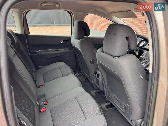 Бежевый Пежо 3008, объемом двигателя 1.6 л и пробегом 122 тыс. км за 10900 $, фото 54 на Automoto.ua