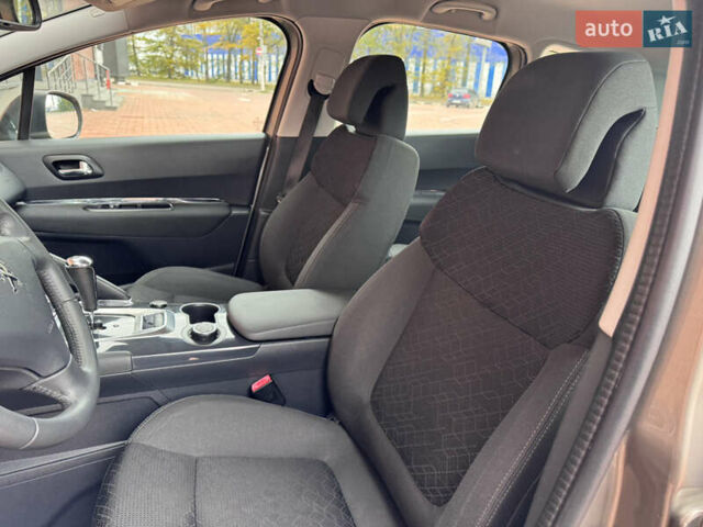 Бежевый Пежо 3008, объемом двигателя 1.6 л и пробегом 122 тыс. км за 10900 $, фото 56 на Automoto.ua