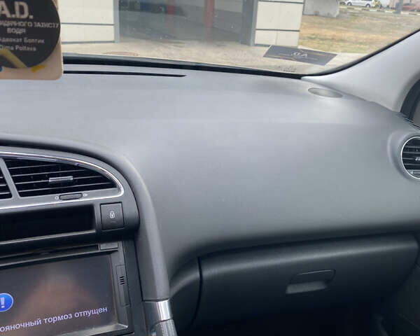 Бежевый Пежо 3008, объемом двигателя 1.56 л и пробегом 118 тыс. км за 10666 $, фото 42 на Automoto.ua