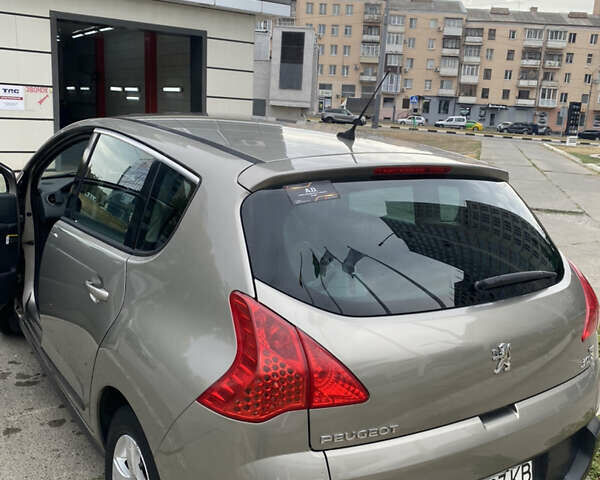 Бежевый Пежо 3008, объемом двигателя 1.56 л и пробегом 118 тыс. км за 10666 $, фото 39 на Automoto.ua