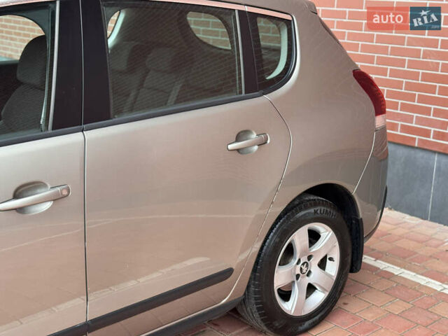 Бежевый Пежо 3008, объемом двигателя 1.6 л и пробегом 122 тыс. км за 10900 $, фото 20 на Automoto.ua