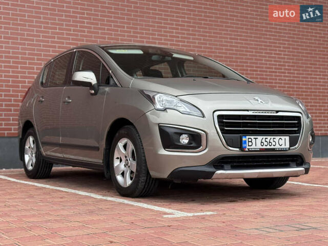 Бежевый Пежо 3008, объемом двигателя 1.6 л и пробегом 122 тыс. км за 10900 $, фото 6 на Automoto.ua