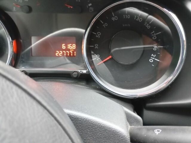 Черный Пежо 3008, объемом двигателя 1.6 л и пробегом 218 тыс. км за 6400 $, фото 1 на Automoto.ua