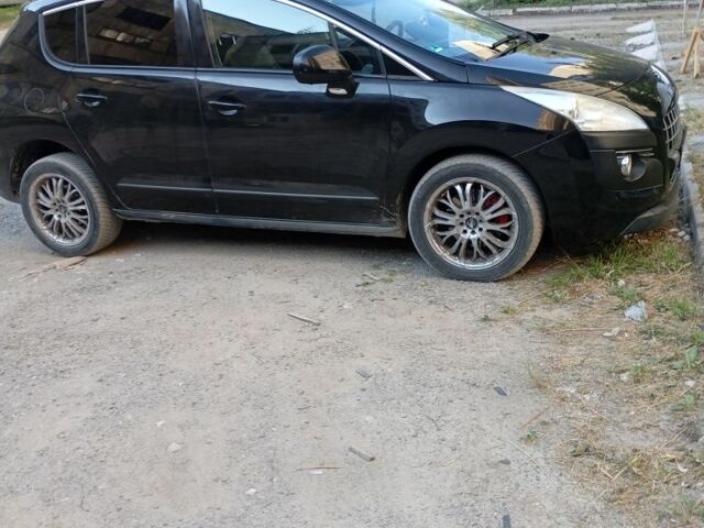 Черный Пежо 3008, объемом двигателя 1.6 л и пробегом 218 тыс. км за 6400 $, фото 3 на Automoto.ua