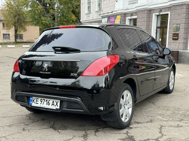 Чорний Пежо 3008, об'ємом двигуна 1.6 л та пробігом 160 тис. км за 7300 $, фото 2 на Automoto.ua