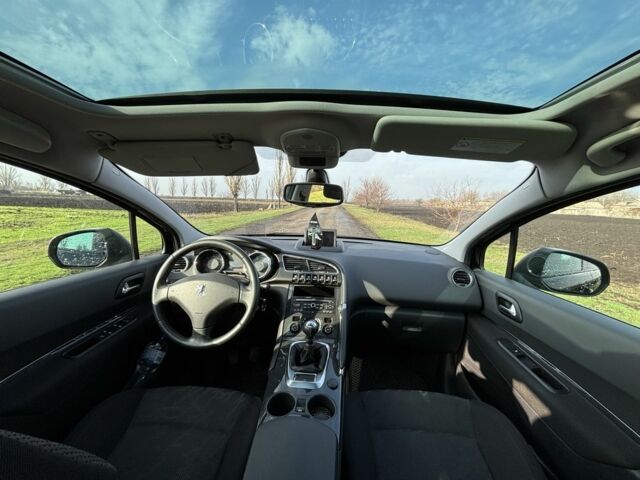 Черный Пежо 3008, объемом двигателя 1.6 л и пробегом 210 тыс. км за 6500 $, фото 5 на Automoto.ua