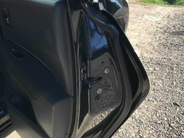 Чорний Пежо 3008, об'ємом двигуна 1.6 л та пробігом 217 тис. км за 6650 $, фото 17 на Automoto.ua