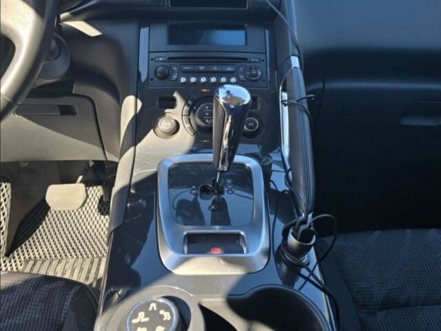 Чорний Пежо 3008, об'ємом двигуна 1.56 л та пробігом 247 тис. км за 8200 $, фото 4 на Automoto.ua