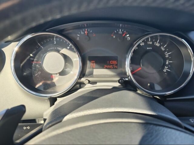 Чорний Пежо 3008, об'ємом двигуна 1.56 л та пробігом 247 тис. км за 8200 $, фото 3 на Automoto.ua