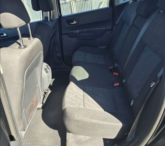 Чорний Пежо 3008, об'ємом двигуна 1.56 л та пробігом 247 тис. км за 8200 $, фото 5 на Automoto.ua