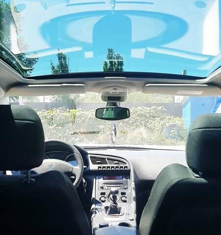 Черный Пежо 3008, объемом двигателя 1.6 л и пробегом 198 тыс. км за 6799 $, фото 6 на Automoto.ua