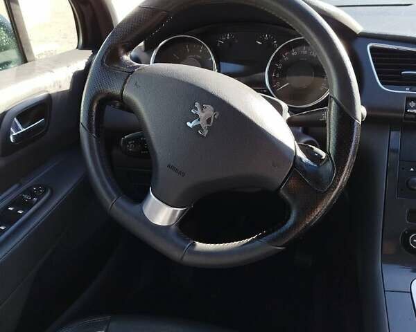 Черный Пежо 3008, объемом двигателя 1.6 л и пробегом 118 тыс. км за 8000 $, фото 24 на Automoto.ua