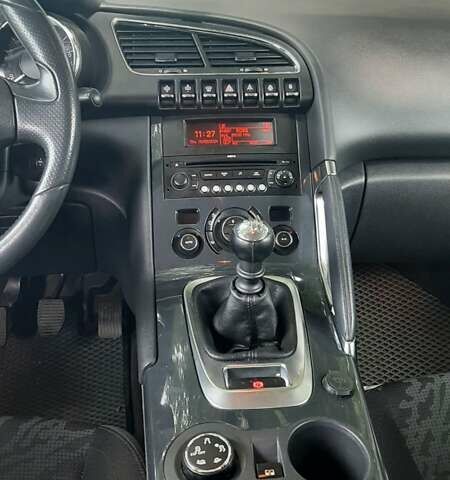 Черный Пежо 3008, объемом двигателя 1.6 л и пробегом 198 тыс. км за 6799 $, фото 9 на Automoto.ua