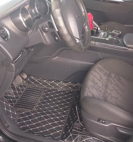 Черный Пежо 3008, объемом двигателя 1.56 л и пробегом 226 тыс. км за 8200 $, фото 6 на Automoto.ua