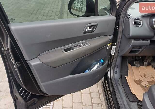 Чорний Пежо 3008, об'ємом двигуна 1.6 л та пробігом 244 тис. км за 6950 $, фото 19 на Automoto.ua