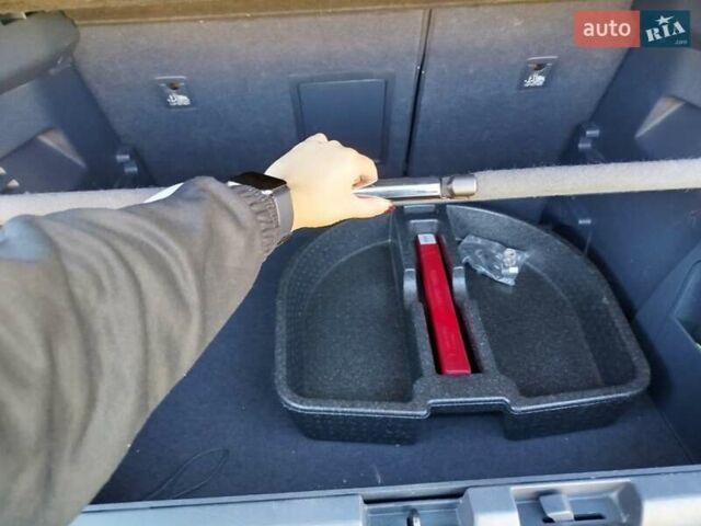 Черный Пежо 3008, объемом двигателя 1.6 л и пробегом 118 тыс. км за 8000 $, фото 22 на Automoto.ua