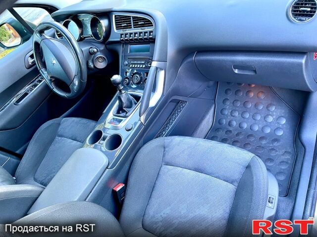 Черный Пежо 3008, объемом двигателя 1.6 л и пробегом 230 тыс. км за 8500 $, фото 8 на Automoto.ua