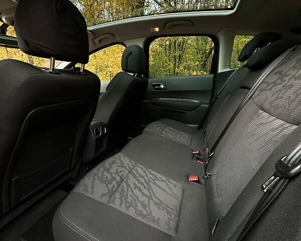 Пежо 3008 2010 в Львове на Automoto.ua Черный Пежо 3008, объемом двигателя 1.6 л и пробегом 206 тыс. км за 7700 $, фото 54 на Automoto.ua