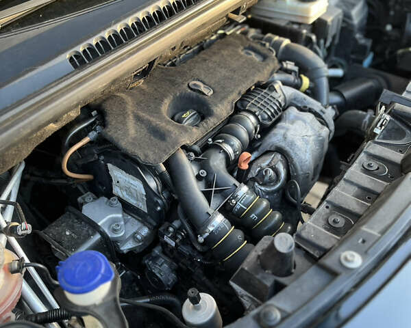 Чорний Пежо 3008, об'ємом двигуна 1.56 л та пробігом 263 тис. км за 8800 $, фото 63 на Automoto.ua