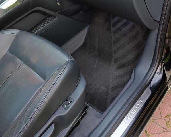 Черный Пежо 3008, объемом двигателя 2 л и пробегом 260 тыс. км за 10900 $, фото 31 на Automoto.ua