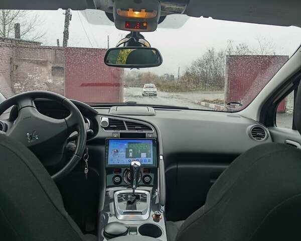 Черный Пежо 3008, объемом двигателя 2 л и пробегом 255 тыс. км за 9999 $, фото 13 на Automoto.ua