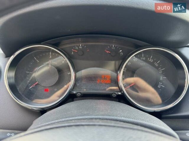 Черный Пежо 3008, объемом двигателя 1.6 л и пробегом 215 тыс. км за 7900 $, фото 1 на Automoto.ua