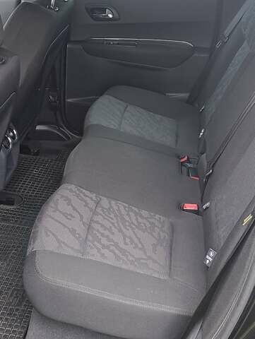 Черный Пежо 3008, объемом двигателя 2 л и пробегом 280 тыс. км за 8300 $, фото 10 на Automoto.ua