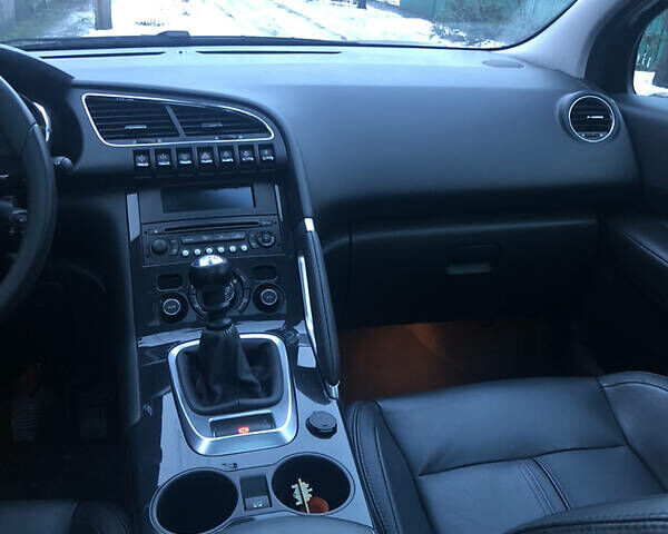 Черный Пежо 3008, объемом двигателя 1.6 л и пробегом 66 тыс. км за 6500 $, фото 4 на Automoto.ua